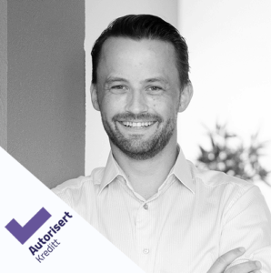 Mads Fossum Normann autorisert rådgiver kreditt lite profilbilde sort hvitt