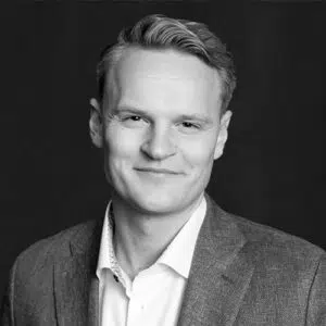 Håvard Lesund profilbilde lite i sort hvitt